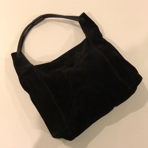 Gucci Handbags - REDUCED! Gucci Shoulder Bag